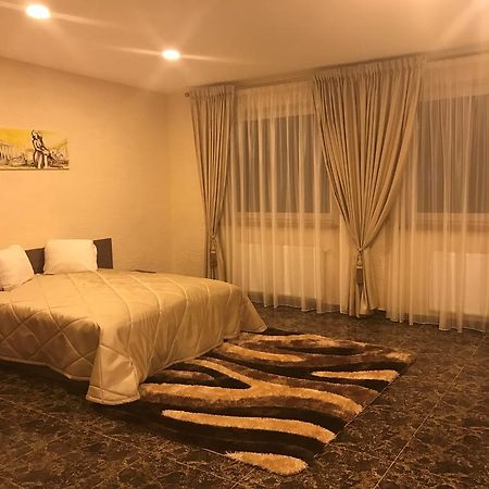 Arka Hotel Mažeikiai Buitenkant foto