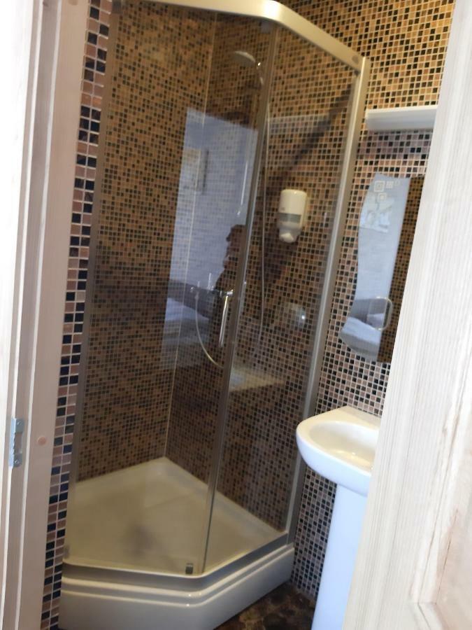 Arka Hotel Mažeikiai Buitenkant foto
